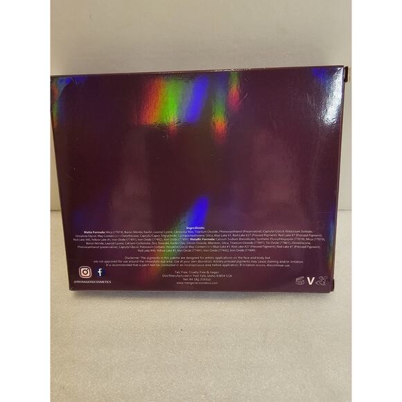 Menagerie Cosmetics Flight Club Purple Palette Best Seller New With Box - Picture 3 of 8